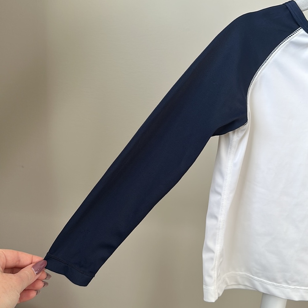 Old Navy Long Sleeve Rashguard 4T - Picture 3 of 7
